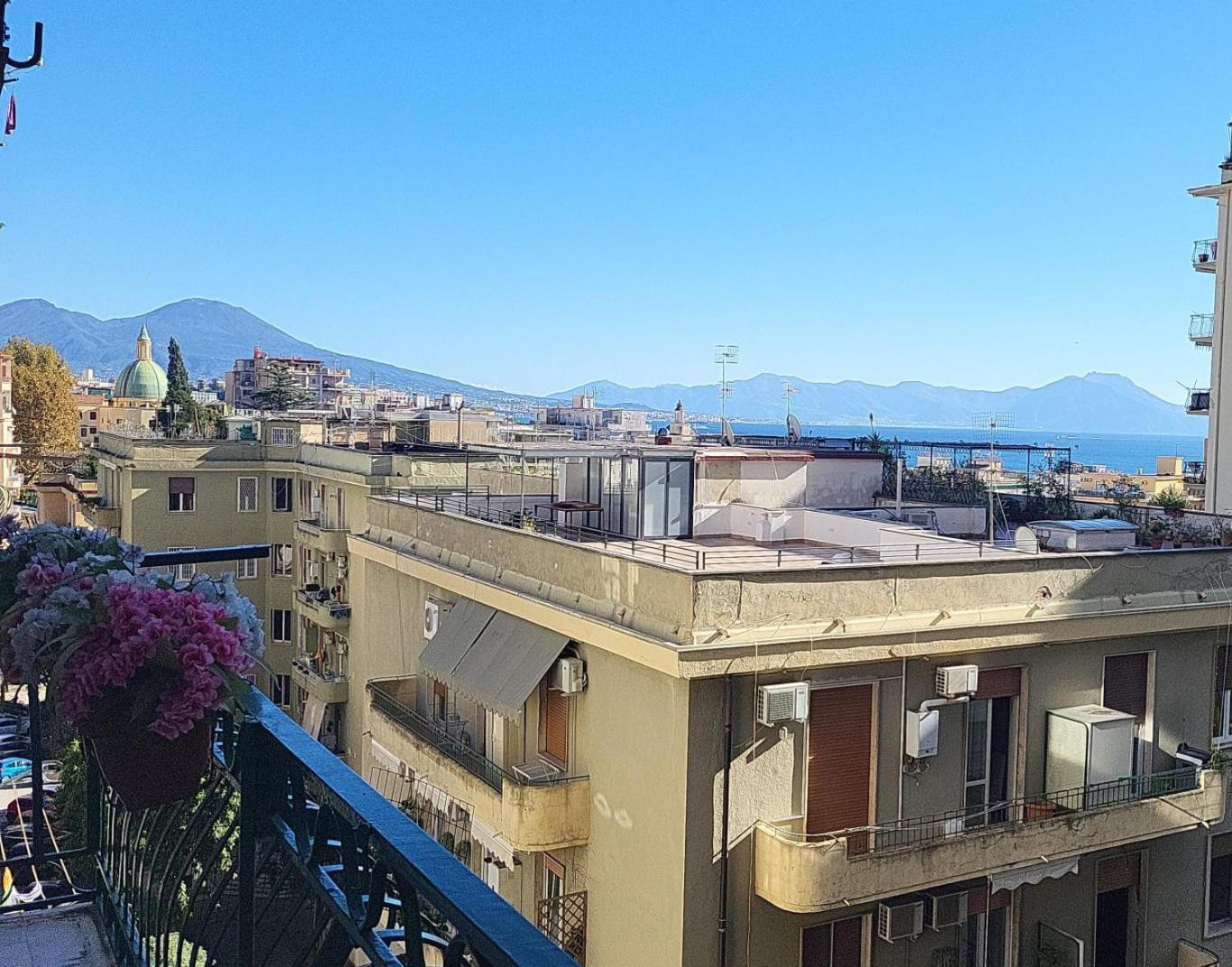 Vesuvio View Apartment Naples Exterior photo